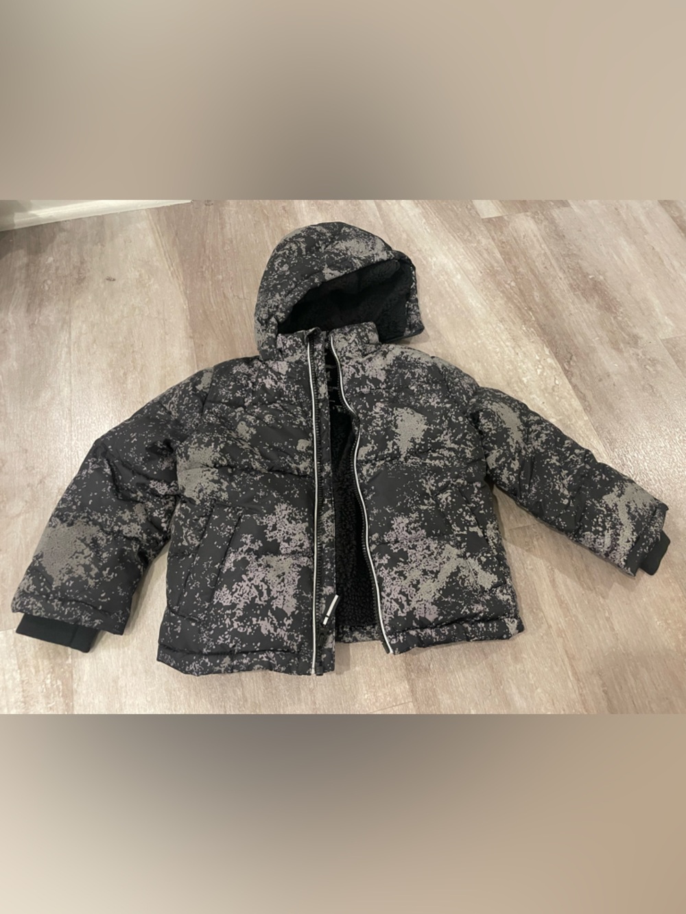 Boys 3T Black & Gray Camouflage-Print Puffer Jacket with Hood
